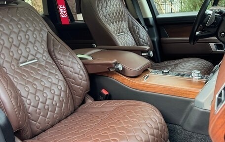 Land Rover Range Rover IV рестайлинг, 2019 год, 8 700 000 рублей, 14 фотография