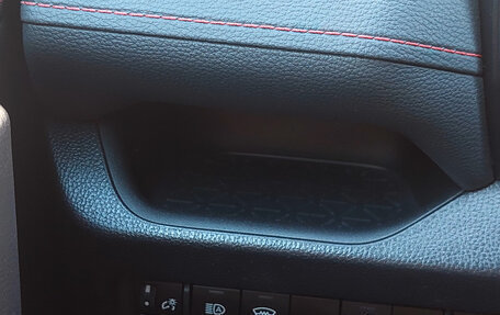 Toyota RAV4, 2024 год, 6 700 000 рублей, 26 фотография