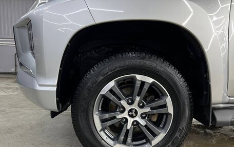 Mitsubishi L200 IV рестайлинг, 2023 год, 3 520 000 рублей, 12 фотография