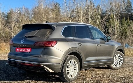 Volkswagen Touareg III, 2019 год, 4 550 000 рублей, 2 фотография