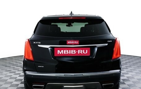 Cadillac XT5 I рестайлинг, 2016 год, 2 450 000 рублей, 12 фотография