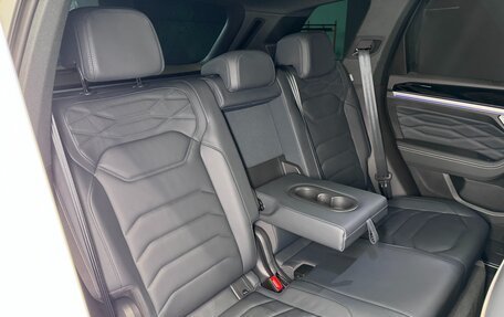 Volkswagen Touareg III, 2024 год, 14 500 000 рублей, 20 фотография