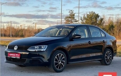 Volkswagen Jetta VI, 2013 год, 997 000 рублей, 1 фотография