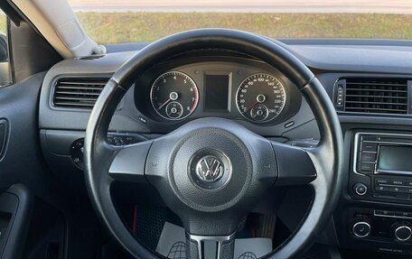 Volkswagen Jetta VI, 2013 год, 997 000 рублей, 7 фотография