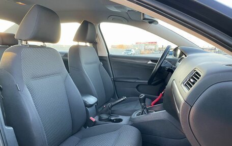 Volkswagen Jetta VI, 2013 год, 997 000 рублей, 16 фотография