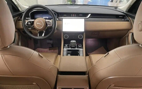 Jaguar XF II, 2022 год, 2 600 000 рублей, 8 фотография