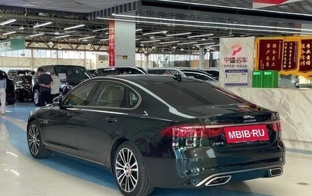 Jaguar XF II, 2022 год, 2 600 000 рублей, 4 фотография