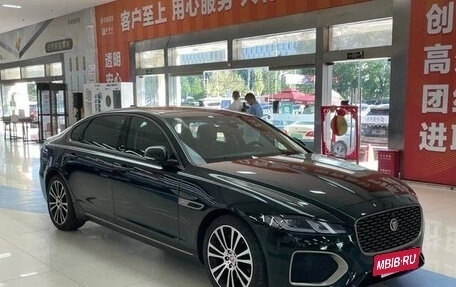 Jaguar XF II, 2022 год, 2 600 000 рублей, 3 фотография