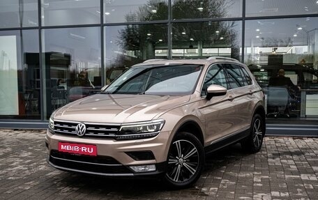 Volkswagen Tiguan II, 2017 год, 2 700 000 рублей, 1 фотография