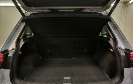 Volkswagen Tiguan II, 2018 год, 1 763 000 рублей, 16 фотография