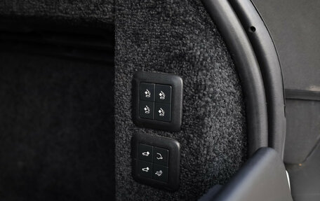 Land Rover Range Rover IV рестайлинг, 2018 год, 4 800 000 рублей, 5 фотография