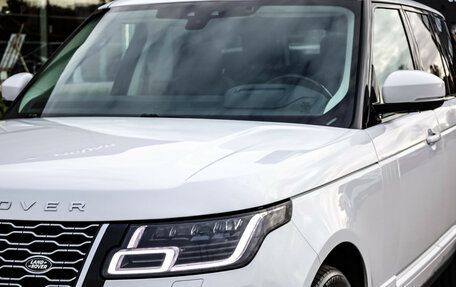 Land Rover Range Rover IV рестайлинг, 2018 год, 4 800 000 рублей, 13 фотография