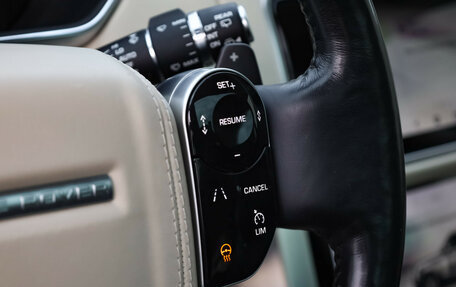 Land Rover Range Rover IV рестайлинг, 2018 год, 4 800 000 рублей, 12 фотография