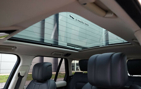 Land Rover Range Rover IV рестайлинг, 2018 год, 4 800 000 рублей, 11 фотография