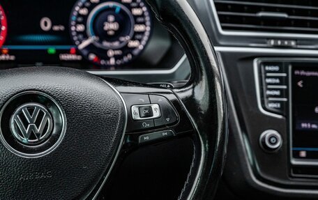 Volkswagen Tiguan II, 2017 год, 2 700 000 рублей, 18 фотография