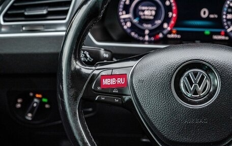 Volkswagen Tiguan II, 2017 год, 2 700 000 рублей, 17 фотография