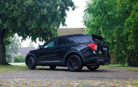 Ford Explorer VI, 2022 год, 3 605 000 рублей, 10 фотография