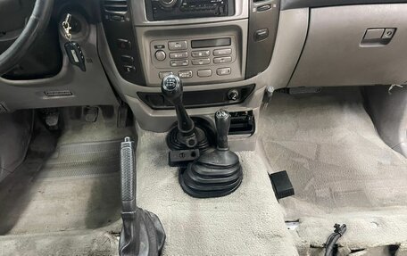 Toyota Land Cruiser 100 рестайлинг 2, 2007 год, 2 350 000 рублей, 7 фотография