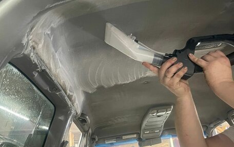 Toyota Land Cruiser 100 рестайлинг 2, 2007 год, 2 350 000 рублей, 15 фотография