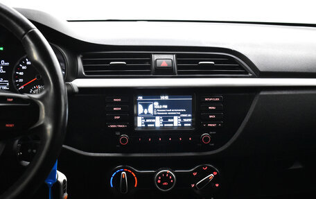 KIA Rio IV, 2018 год, 1 370 000 рублей, 7 фотография