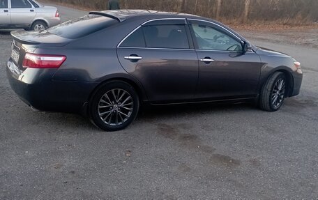 Toyota Camry, 2010 год, 1 950 000 рублей, 2 фотография