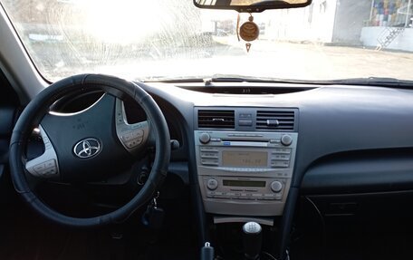 Toyota Camry, 2010 год, 1 950 000 рублей, 24 фотография