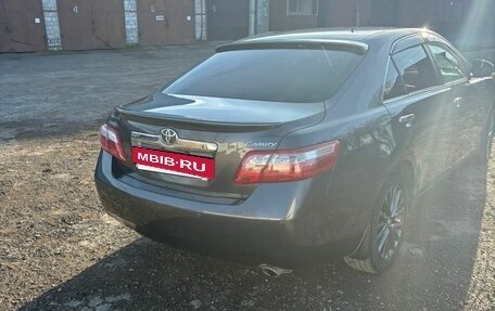 Toyota Camry, 2010 год, 1 950 000 рублей, 26 фотография