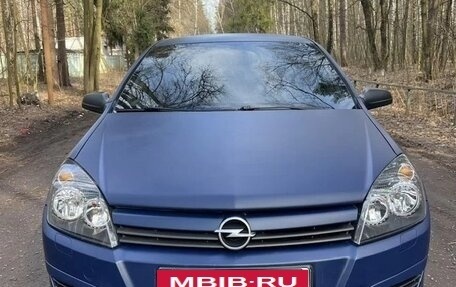 Opel Astra H, 2005 год, 375 000 рублей, 1 фотография