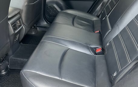 Toyota RAV4, 2019 год, 3 000 000 рублей, 13 фотография