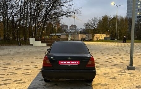 Mercedes-Benz C-Класс, 1995 год, 165 000 рублей, 3 фотография