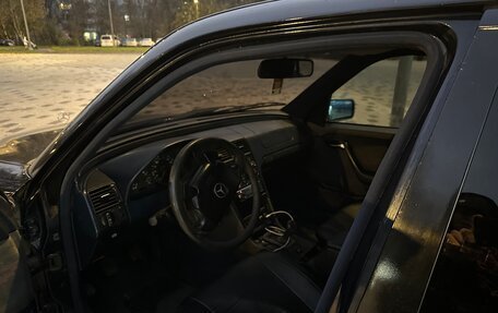 Mercedes-Benz C-Класс, 1995 год, 165 000 рублей, 8 фотография