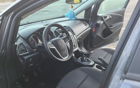 Opel Astra J, 2010 год, 550 000 рублей, 12 фотография