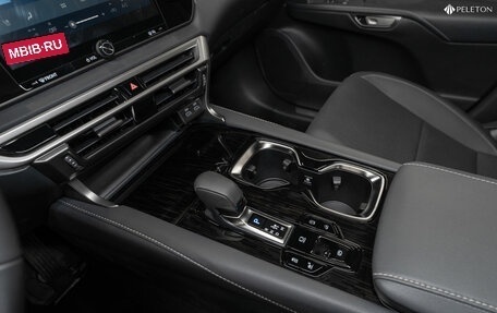 Lexus RX IV рестайлинг, 2025 год, 7 750 000 рублей, 15 фотография