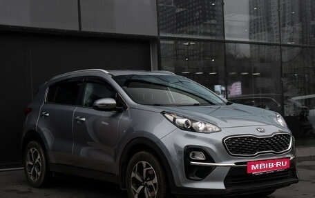 KIA Sportage IV рестайлинг, 2018 год, 2 100 000 рублей, 3 фотография