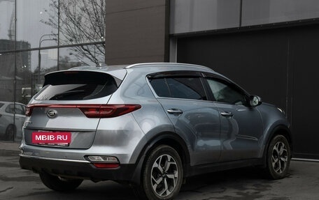 KIA Sportage IV рестайлинг, 2018 год, 2 100 000 рублей, 5 фотография