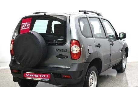 Chevrolet Niva I рестайлинг, 2017 год, 690 000 рублей, 4 фотография