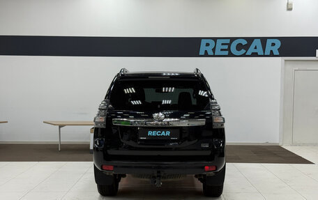 Toyota Land Cruiser Prado 150 рестайлинг 2, 2016 год, 3 999 000 рублей, 5 фотография