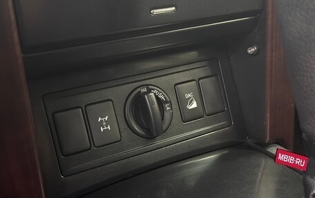 Toyota Land Cruiser Prado 150 рестайлинг 2, 2016 год, 3 999 000 рублей, 24 фотография