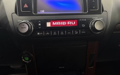 Toyota Land Cruiser Prado 150 рестайлинг 2, 2016 год, 3 999 000 рублей, 23 фотография