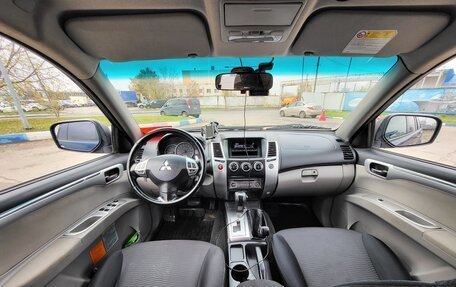 Mitsubishi Pajero Sport II рестайлинг, 2013 год, 1 849 000 рублей, 9 фотография