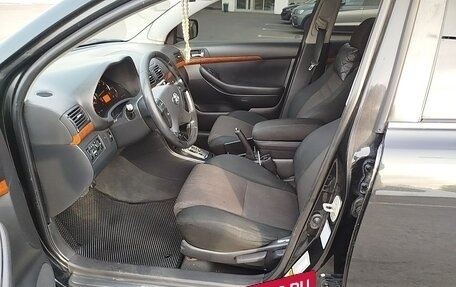 Toyota Avensis III рестайлинг, 2006 год, 799 000 рублей, 12 фотография