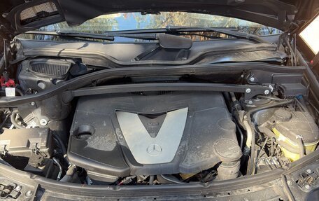 Mercedes-Benz GL-Класс, 2010 год, 2 000 000 рублей, 11 фотография