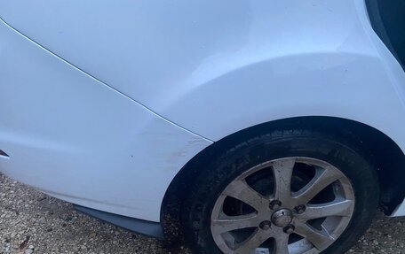 Ford Fiesta, 2015 год, 890 000 рублей, 9 фотография