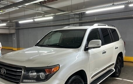 Toyota Land Cruiser 200, 2015 год, 4 070 000 рублей, 7 фотография