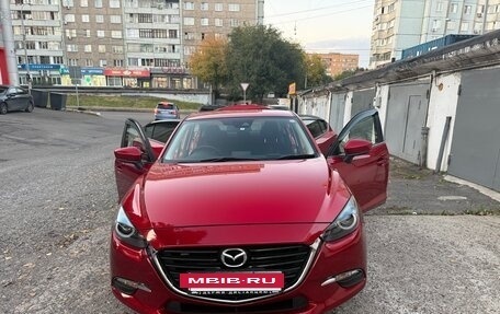 Mazda Axela, 2019 год, 1 630 000 рублей, 4 фотография