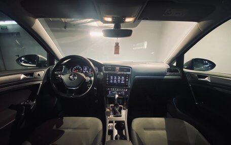 Volkswagen Golf VII, 2018 год, 1 620 000 рублей, 7 фотография