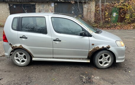 Daihatsu YRV I, 2002 год, 150 000 рублей, 2 фотография