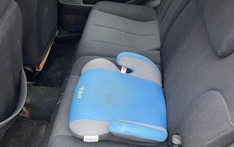 Daihatsu YRV I, 2002 год, 150 000 рублей, 16 фотография