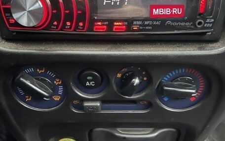 Daihatsu YRV I, 2002 год, 150 000 рублей, 12 фотография