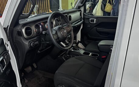 Jeep Wrangler, 2019 год, 4 500 000 рублей, 7 фотография